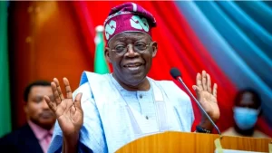 Read more about the article Tinubu announces a state of emergency due to food shortage and outlines a strategy to develop 500,000 hectares of farmland.