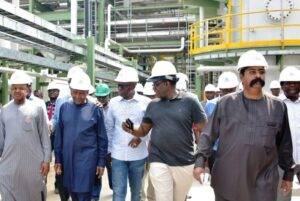 Read more about the article Dangote Refinery: Indian Workers Hired Over Nigerians