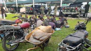 Read more about the article Twelve individuals suspected of oil theft were apprehended by the Army in Rivers.