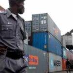 “The Nigerian Customs advises Nigerians to commence the clearance of goods from the ports in Cotonou.”