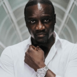 ‘If you want to stay rich stay stingy’ – Akon gives financial advice