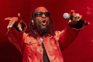 Read more about the article Singer, Burna Boy hints at retirement